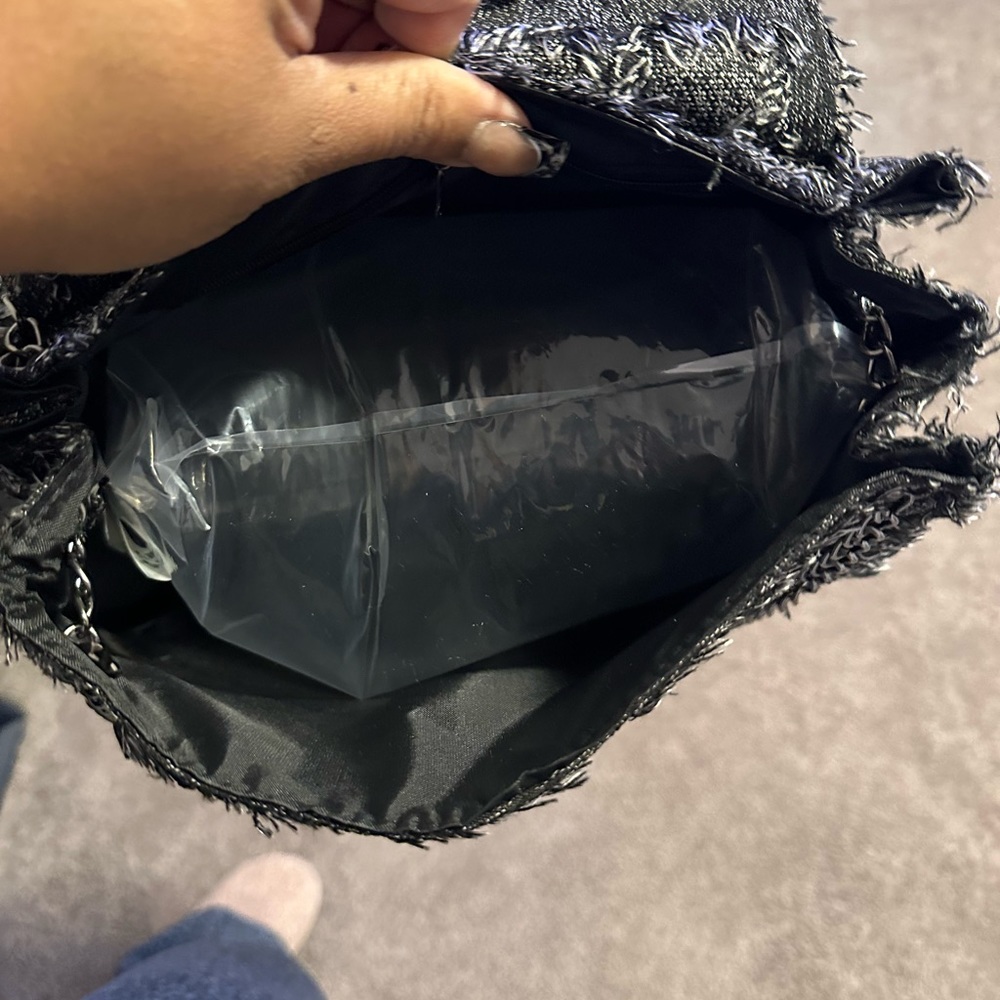 New - Picture 4 of 5